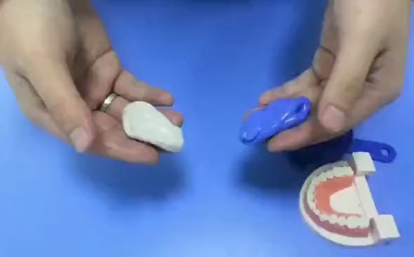 牙模模具硅橡膠操作是怎樣？